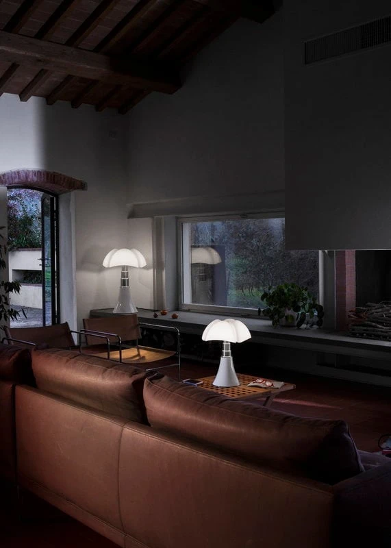 Martinelli Luce Pipistrello LED Pöytävalaisin, Himmennettävä, Valkoinen 4 Martinelli Luce Pipistrello LED Pöytävalaisin, Himmennettävä, Valkoinen - Image 4