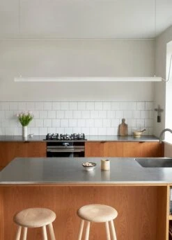 NUAD Radent Riippuvalaisin 135 Cm, Valkoinen -Louis Poulsen Myymälämyynti 09 044 49825010687 o