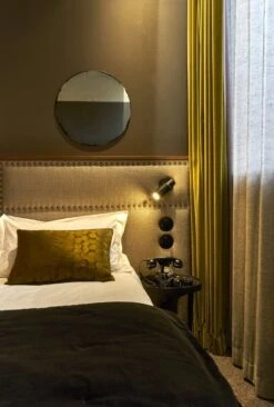 DCWéditions Biny Spot Seinävalaisin Säätövivulla+katkaisijalla, Musta -Louis Poulsen Myymälämyynti 13 AMB BINY SPOT BL BL