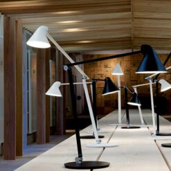 Louis Poulsen NJP Pöytävalaisin, Valkoinen -Louis Poulsen Myymälämyynti 146LouisPoulsen iso