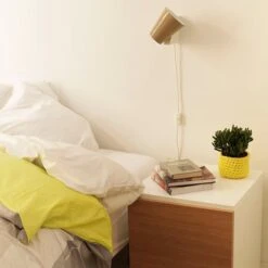 Lundia Liekki Seinävalaisin, Valkoinen -Louis Poulsen Myymälämyynti 15Lundia iso HV