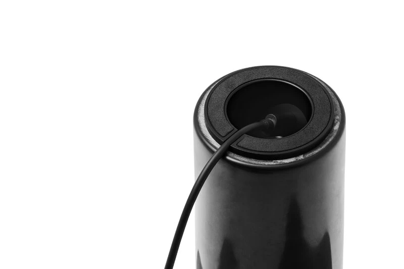 New Works Kizu Ladattava Pöytävalaisin, Musta Marmori - Image 2