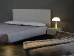 Martinelli Luce Pipistrello Medium Pöytävalaisin, Himmennettävä, Messinki -Louis Poulsen Myymälämyynti 620 MED PIPISTRELLO 50 martinelliluce