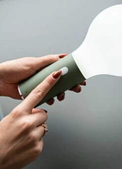 Fermob Aplô Ladattava Valaisin H24, Acapulco Blue -Louis Poulsen Myymälämyynti APL CACTUS RAMATUELLE RESIDENTIAL DESIGNER2021 NICOLAS MATHEUS 3 2