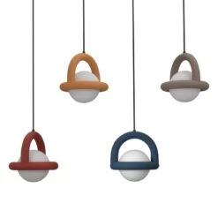 AGO Balloon Riippuvalaisin, Harmaanruskea 8 AGO Balloon Riippuvalaisin, Harmaanruskea -Louis Poulsen Myymälämyynti Ago balloon family