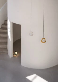 AGO Balloon Riippuvalaisin, Luonnonvalkoinen -Louis Poulsen Myymälämyynti BALLOON 2021 01 HIGH