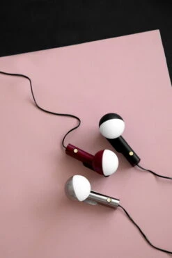 Northern Balancer Mini Seinä/pöytävalaisin, Teräs 9 Northern Balancer Mini Seinä/pöytävalaisin, Teräs -Louis Poulsen Myymälämyynti Balancer mini table all colours Northern ph PO Solvberg High res