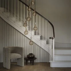 Tala Brass Nine Riippuvalaisin Voronoi II Lampuilla 11 Tala Brass Nine Riippuvalaisin Voronoi II Lampuilla -Louis Poulsen Myymälämyynti CP WHT SET NON BP 02 10