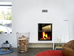 Muuto Leaf Lattiavalaisin, Valkoinen 5 Muuto Leaf Lattiavalaisin, Valkoinen -Louis Poulsen Myymälämyynti Classic 120 Wood