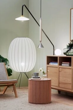 Made By Hand Knit-Wit Lattiavalaisin 65 Cm, Medium, Pearl White -Louis Poulsen Myymälämyynti Finnish Design Shop Lights21076 hires 1