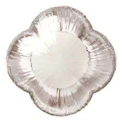 GUBI Seine Kattovalaisin, Antiikkimessinki - Savu 8 GUBI Seine Kattovalaisin, Antiikkimessinki - Savu -Louis Poulsen Myymälämyynti Gubi BTM Seine Ceiling Lamp Antique Brass Smoke Off