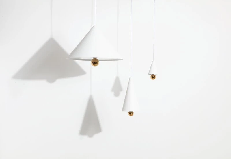 Petite Friture Cherry LED Riippuvalaisin, Pieni, Valkoinen 3 Petite Friture Cherry LED Riippuvalaisin, Pieni, Valkoinen - Image 3