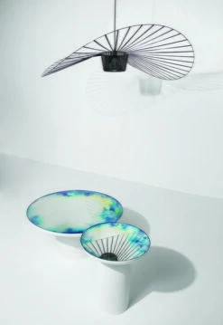 Petite Friture Vertigo Riippuvalaisin, 110 Cm, Musta 11 Petite Friture Vertigo Riippuvalaisin, 110 Cm, Musta -Louis Poulsen Myymälämyynti M079 francis L002 vertigo CPF apparitions CMJN1 copy