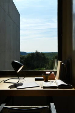 Sammode M3 Pöytävalaisin, Musta -Louis Poulsen Myymälämyynti M3 Sammode Michel Mortier 2