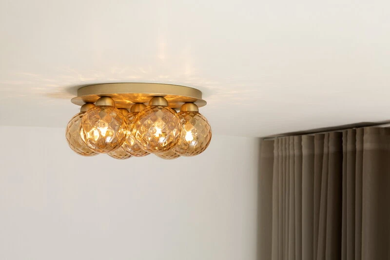 Nuura Apiales 7 Plafondi, Harjattu Messinki - Optic Gold 4 Nuura Apiales 7 Plafondi, Harjattu Messinki - Optic Gold - Image 4