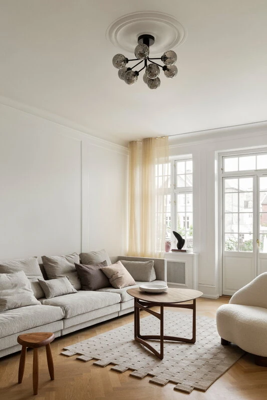 Nuura Apiales 9 Kattovalaisin, Musta - Optic Smoked 3 Nuura Apiales 9 Kattovalaisin, Musta - Optic Smoked - Image 3