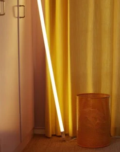 HAY Neon Tube LED Valoputki, 150 Cm, Keltainen -Louis Poulsen Myymälämyynti Neon Tube LED warm white Perforated Bin M yellow