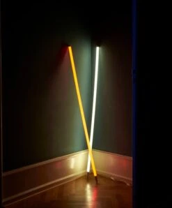 HAY Neon Tube LED Valoputki, 150 Cm, Keltainen -Louis Poulsen Myymälämyynti Neon Tube LED yellow warm white