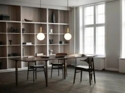 Nuura Miira 1 Riippuvalaisin, Iso, Messinki - Opaali -Louis Poulsen Myymälämyynti Nuura SS20 Miira 1 Brass Large 1