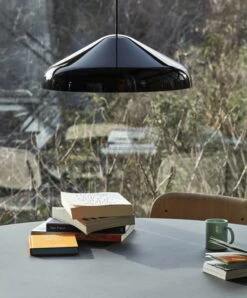 HAY Pao Steel Pendant 470 Riippuvalaisin, Soft Black 10 HAY Pao Steel Pendant 470 Riippuvalaisin, Soft Black -Louis Poulsen Myymälämyynti Pao Steel Pendant 470 soft black