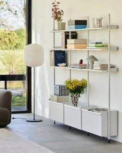 HAY Common Oblong Riisipaperivarjostin, Valkoinen -Louis Poulsen Myymälämyynti Pier System 133 PS white powder coated steel clear anodised profiles Common Floor Lamp Base Rice Paper Shade Oblong Jessica Hans Shadow Vase