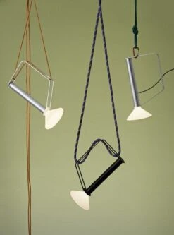 Muuto Piton Ladattava Valaisin, Alumiini -Louis Poulsen Myymälämyynti Piton lamp concept Muuto org