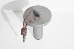 Petite Friture Quasar Pöytävalaisin, Alumiini 9 Petite Friture Quasar Pöytävalaisin, Alumiini -Louis Poulsen Myymälämyynti QUASAR dtail aluminium