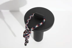 Petite Friture Quasar Pöytävalaisin, Musta -Louis Poulsen Myymälämyynti QUASAR dtail noir