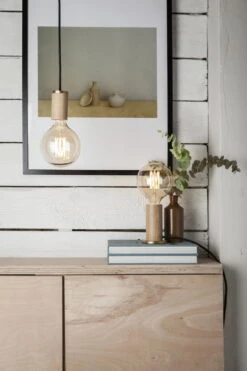 Tala Gaia LED Lamppu 6W E27, Himmennettävä -Louis Poulsen Myymälämyynti Tala Oak touch 12