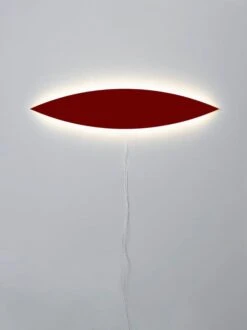 Valerie_objects Tramonto 04 Seinävalaisin, Tummanpunainen -Louis Poulsen Myymälämyynti V9022103s8 2