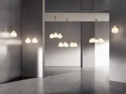 Louis Poulsen VL Ring Crown 2 Seinävalaisin, Opaalilasi 5 Louis Poulsen VL Ring Crown 2 Seinävalaisin, Opaalilasi -Louis Poulsen Myymälämyynti VL Crown 7 5 3 1 Pendant Wall 1 2 Campaign AW2019 11 04561 18780 50047