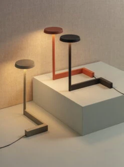 Vibia Flat 5970 Pöytävalaisin, Musta -Louis Poulsen Myymälämyynti Vibia Flat 5970 47 5970 37 5970 2