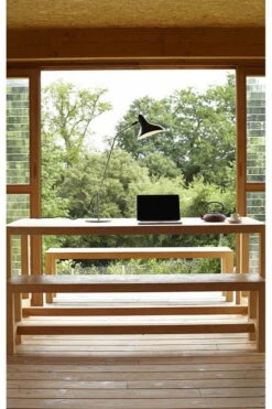 DCWéditions Mantis BS3 Pöytävalaisin -Louis Poulsen Myymälämyynti bernard schottlander 9ae96s0t