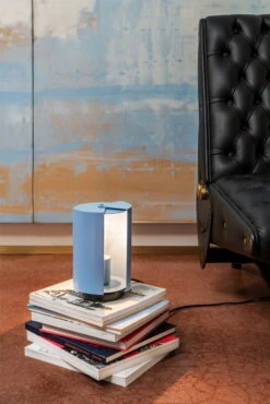 Nemo Lighting Pivotante à Poser Pöytävalaisin, Vaaleansininen -Louis Poulsen Myymälämyynti header image 4 2