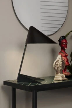 Warm Nordic Ambience Pöytävalaisin, Musta -Louis Poulsen Myymälämyynti warmnordic ambience masquerade herringbone round V2