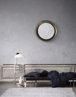 Pandul Opala Mini Pöytävalaisin, Bordeaux -Louis Poulsen Myymälämyynti zB001S Wegner OPALA MINI Small table lamp with PK daybed